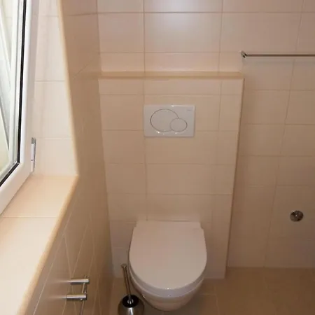 Apartament Grosse In Zadar Mit Privatem Balkon By Interhome *