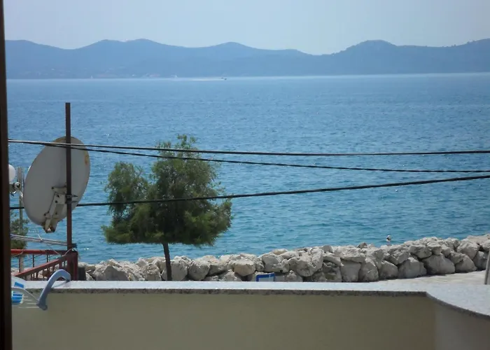 Grosse In Zadar Mit Privatem Balkon By Interhome * Diklo