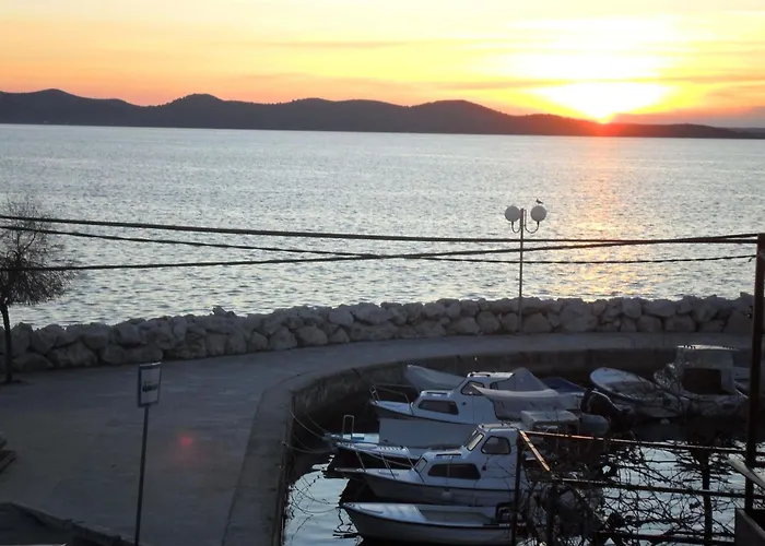 Grosse In Zadar Mit Privatem Balkon By Interhome Diklo