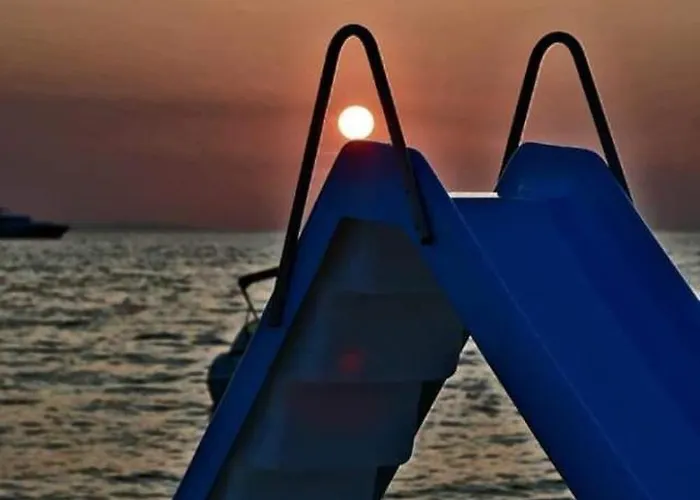 Grosse In Zadar Mit Privatem Balkon By Interhome