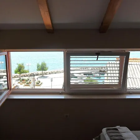 Grosse In Zadar Mit Privatem Balkon By Interhome Apartman *