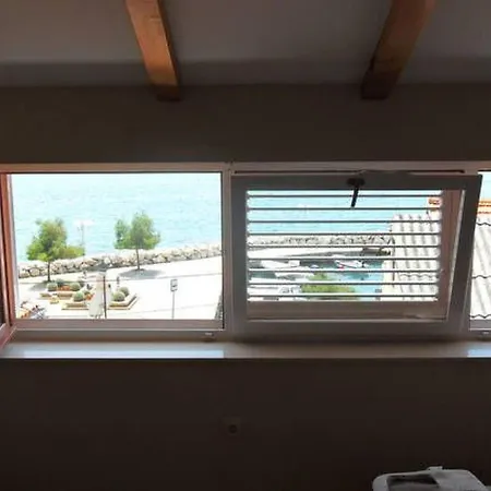 Apartman Grosse In Zadar Mit Privatem Balkon By Interhome *