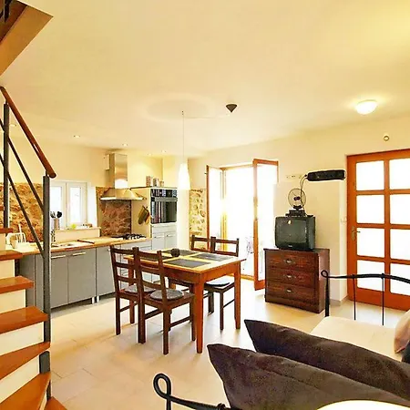 Grosse In Zadar Mit Privatem Balkon By Interhome *