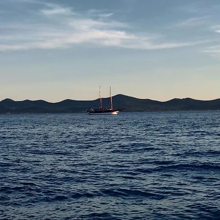 Grosse In Zadar Mit Privatem Balkon By Interhome Apartman