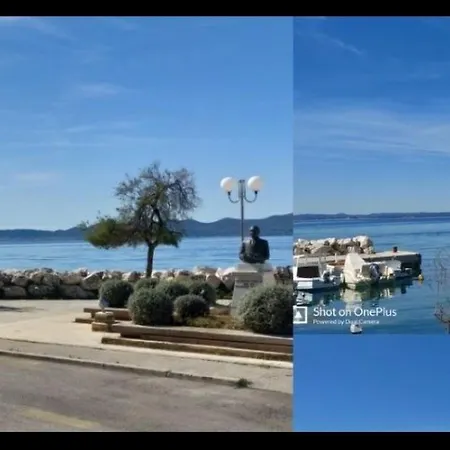 Grosse In Zadar Mit Privatem Balkon By Interhome *