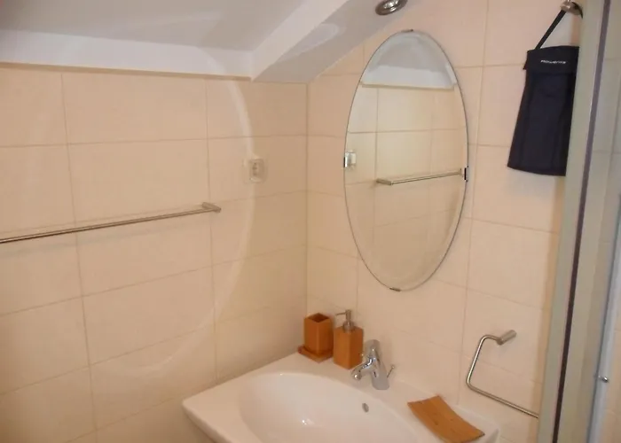 Apartman Grosse In Zadar Mit Privatem Balkon By Interhome Diklo