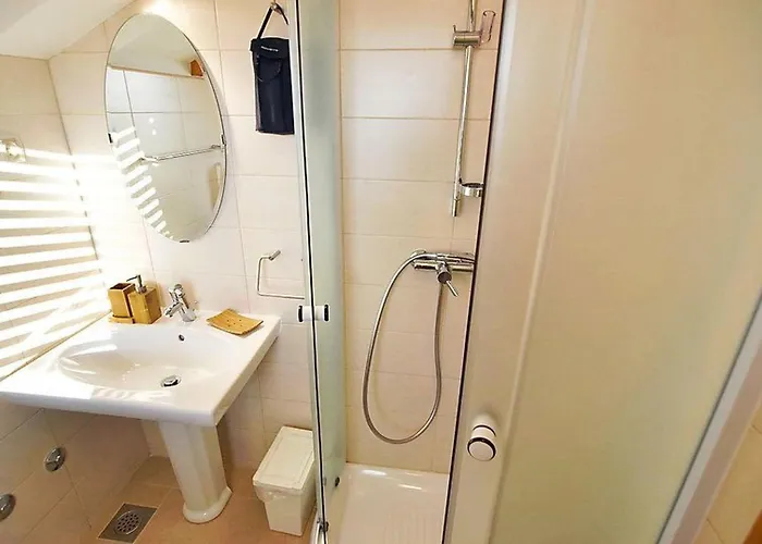 Grosse In Zadar Mit Privatem Balkon By Interhome Diklo